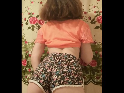 ❤️ Sexy jonge babe dy't har koarte broek op 'e kamera útstrielet ❤️❌ Porno op fy.pornjk.ru ﹏