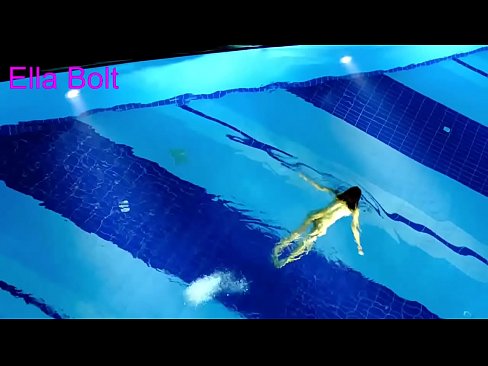 ❤️ Ik kin net ophâlde te sjen, jonge blonde fongen neaken swimmen yn ELLA BOLT resort pool ❤️❌ Porno op fy.pornjk.ru ﹏