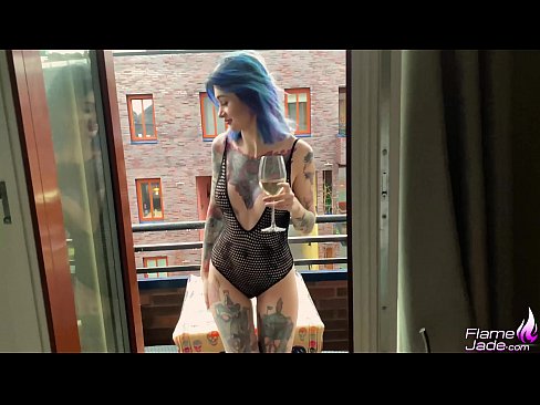 ❤️ Geweldich famke sûget mei in gulp en neukt hertstochtlik ûnder de iepen loft ❤️❌ Porno op fy.pornjk.ru ﹏